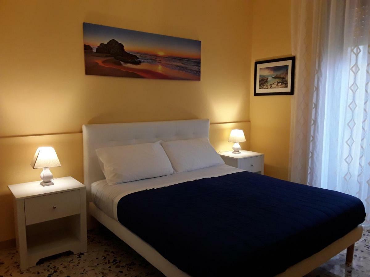 La Riviera Bed & Breakfast Milazzo Bagian luar foto