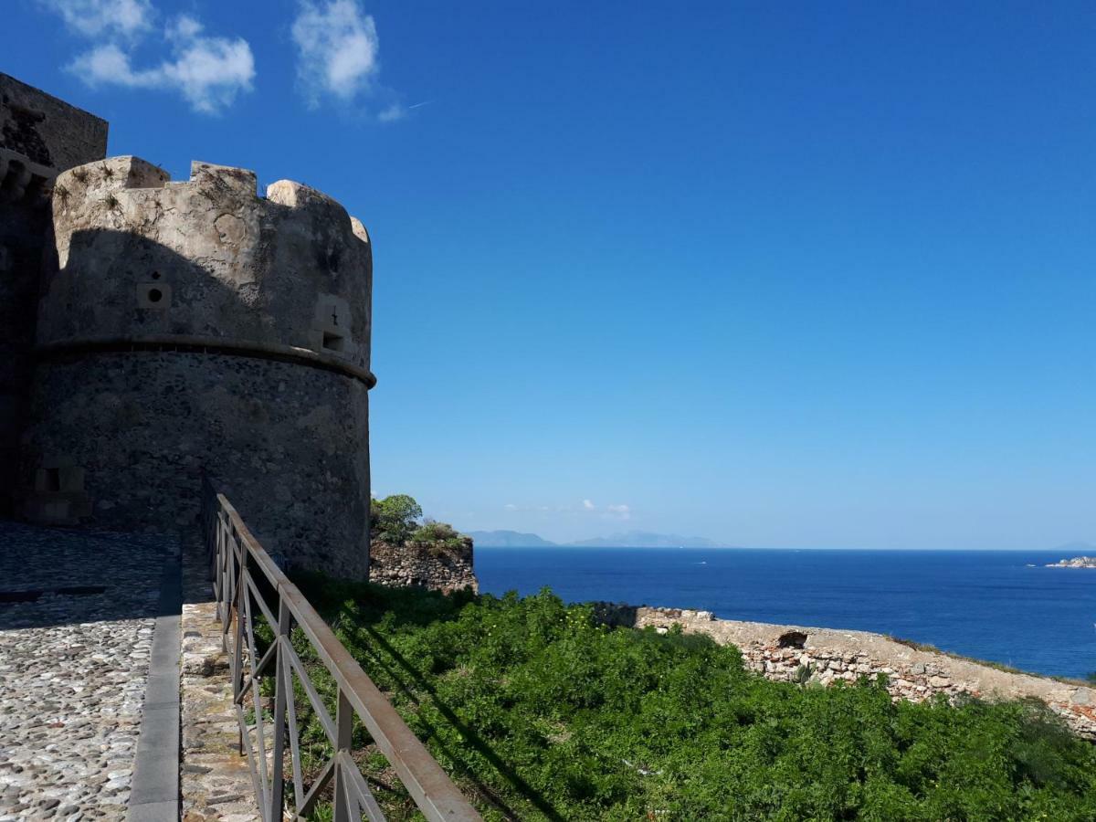 La Riviera Bed & Breakfast Milazzo Bagian luar foto